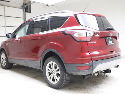 Used 2018 Ford Escape SE AWD/4WD image 3