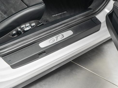 Used 2014 Porsche 911 GT3 RWD image 31