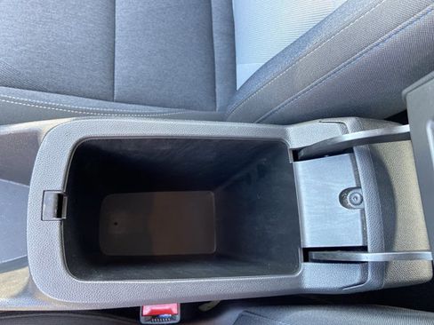 Used 2024 Chevrolet Trax LS w/ LS Convenience Package image 40