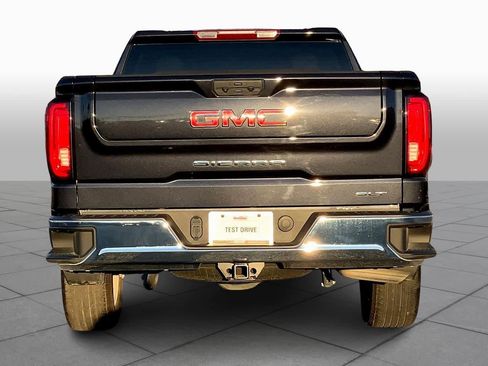 Used 2025 GMC Sierra 1500 SLT image 4