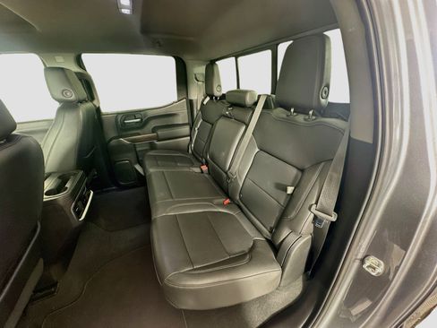 Used 2021 GMC Sierra 1500 SLT w/ SLT Premium Plus Package AWD/4WD image 28
