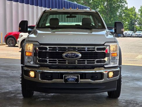 New 2025 Ford F550 4x4 Regular Cab Super Duty image 23
