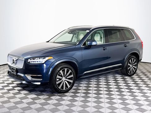 Used 2023 Volvo XC90 B6 Plus w/ Protection Package Premier AWD/4WD image 4