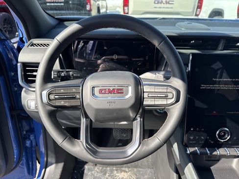 New 2026 GMC Terrain AT4 w/ Convenience Package III image 17