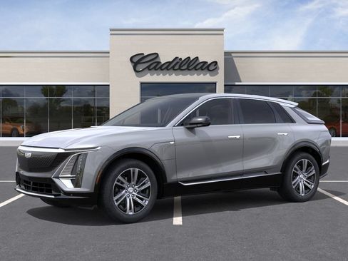 Used 2024 Cadillac Lyriq Tech w/ Driver Assist Package AWD/4WD image 2