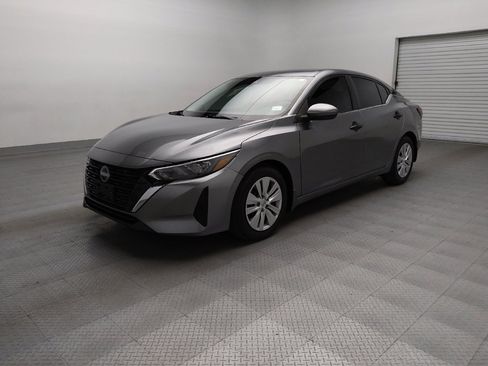 Used 2024 Nissan Sentra S image 2