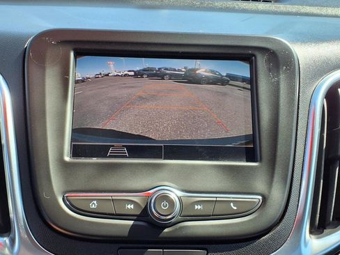 Used 2024 Chevrolet Equinox LT image 19