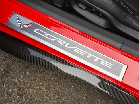 Used 2017 Chevrolet Corvette Z06 w/ Z07 Performance Package RWD image 53