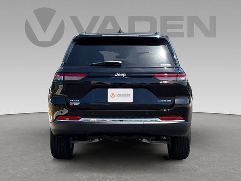 New 2026 Jeep Grand Cherokee Laredo AWD/4WD image 19