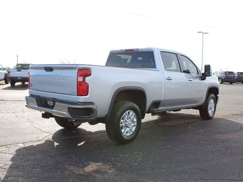 Used 2022 Chevrolet Silverado 2500 LTZ w/ Z71 Off-Road Package image 9