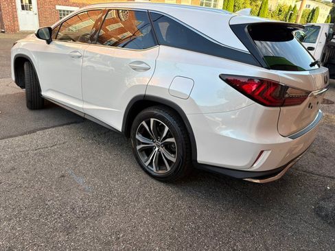 Used 2020 Lexus RX 350L Premium w/ Premium Package AWD/4WD image 8