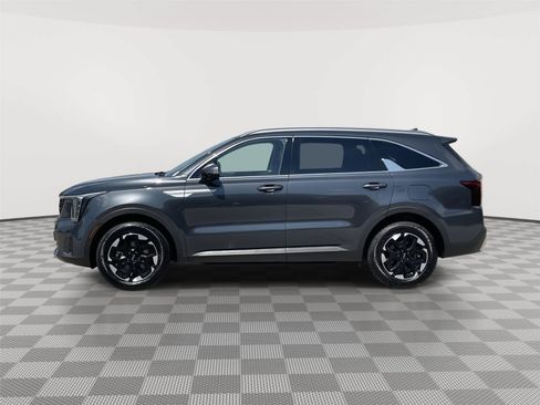 Used 2024 Kia Sorento S w/ Panoramic Sunroof Package AWD/4WD image 2