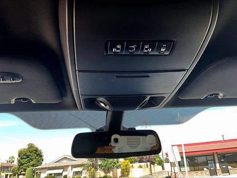 Used 2019 Dodge Grand Caravan GT FWD image 15