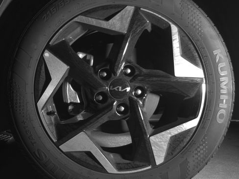 Used 2025 Kia Seltos S image 12