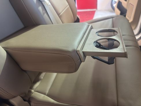 Used 2019 Ford F250 Lariat w/ Lariat Ultimate Package AWD/4WD image 28