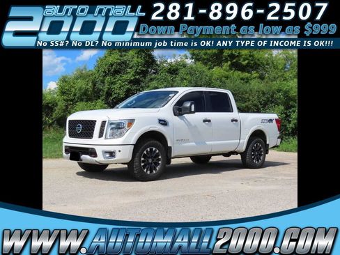 Used 2017 Nissan Titan PRO-4X AWD/4WD image 1