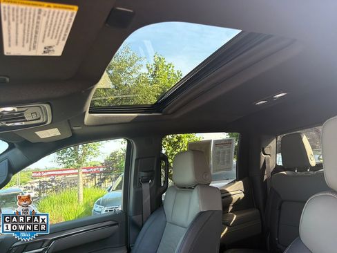 Used 2023 Chevrolet Silverado 1500 ZR2 w/ Technology Package AWD/4WD image 23