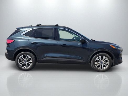 Used 2022 Ford Escape SEL image 4