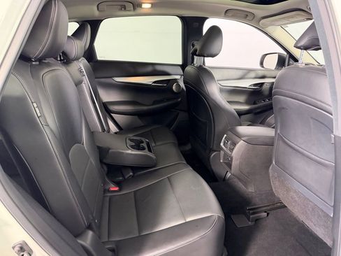 Used 2022 INFINITI QX50 Essential image 31