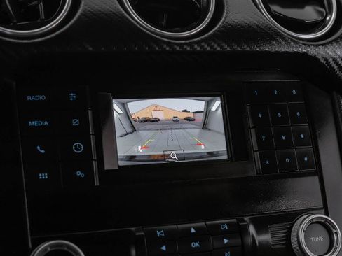 Used 2021 Ford Mustang Coupe image 20