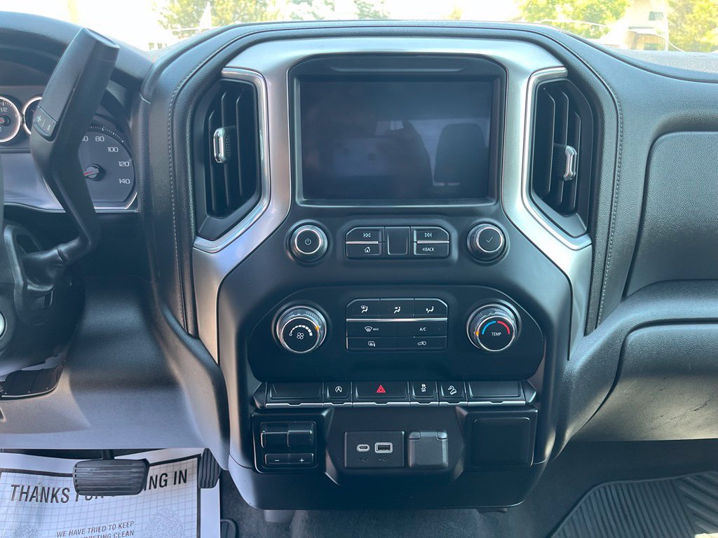 Used 2019 Chevrolet Silverado 1500 LT w/ Z71 Off-Road Package AWD/4WD image 17