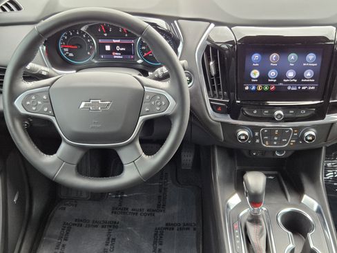 Used 2022 Chevrolet Traverse RS FWD image 26