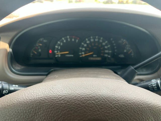 Used 2003 Toyota Tundra SR5 AWD/4WD image 6