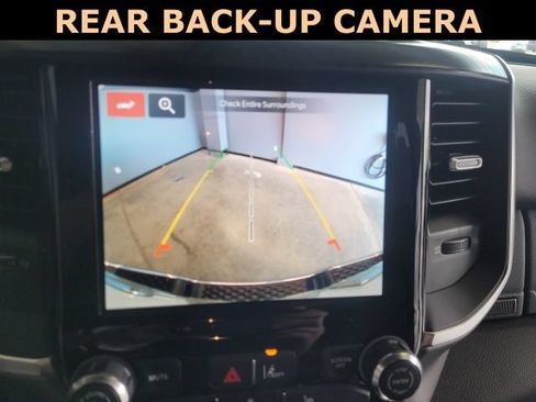 Used 2025 RAM 1500 Big Horn AWD/4WD image 25