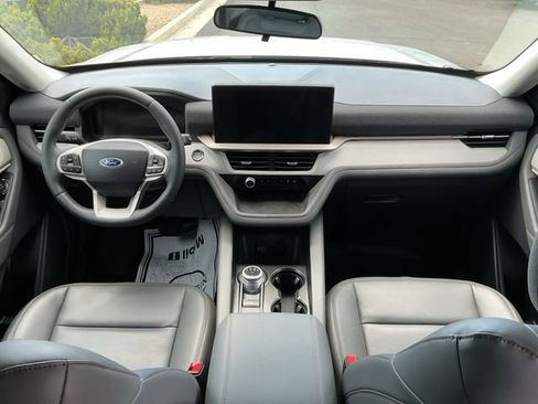 Used 2026 Ford Explorer Active w/ Active Comfort Package RWD image 26