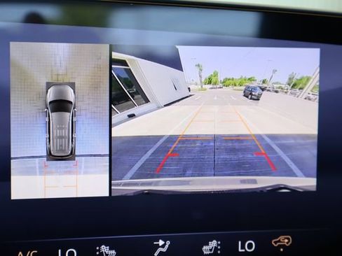 New 2026 Buick Enclave Sport Touring w/ Power Package FWD image 27