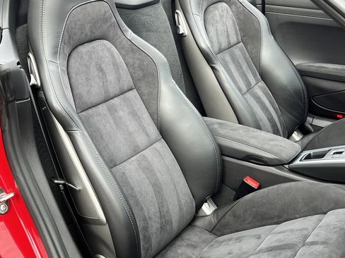 Used 2021 Porsche 718 Boxster GTS image 33