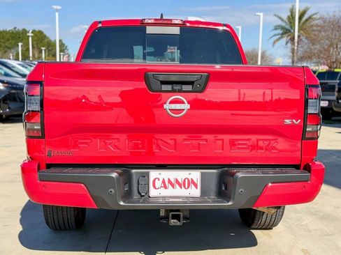 Used 2024 Nissan Frontier SV w/ SV Convenience Package image 16