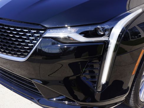 Used 2021 Cadillac CT4 Premium Luxury image 16