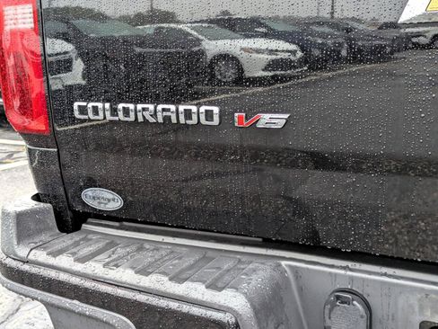 Used 2018 Chevrolet Colorado Z71 AWD/4WD image 25