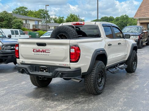 Used 2026 GMC Canyon AT4X w/ AT4X AEV Edition AWD/4WD image 15