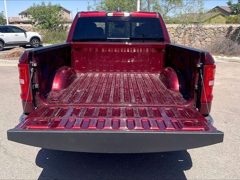 Used 2025 RAM 1500 Laramie AWD/4WD image 18