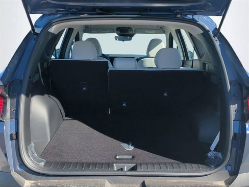 New 2026 Hyundai Tucson SE image 14