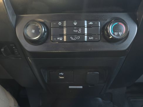 Used 2017 Ford F150 XL w/ XL Power Equipment Group image 10