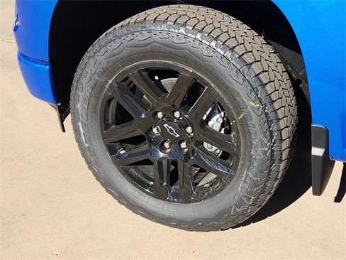 New 2026 Chevrolet Silverado 1500 Custom w/ Turbomax Blackout Package image 7