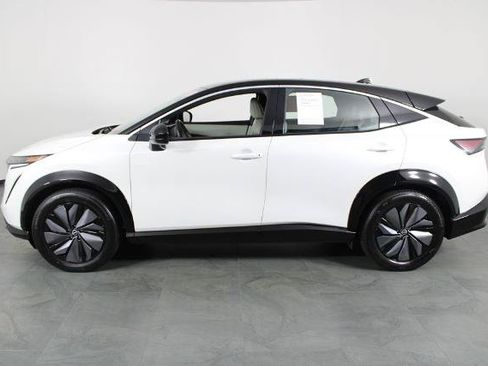 Certified 2023 Nissan Ariya FWD image 14