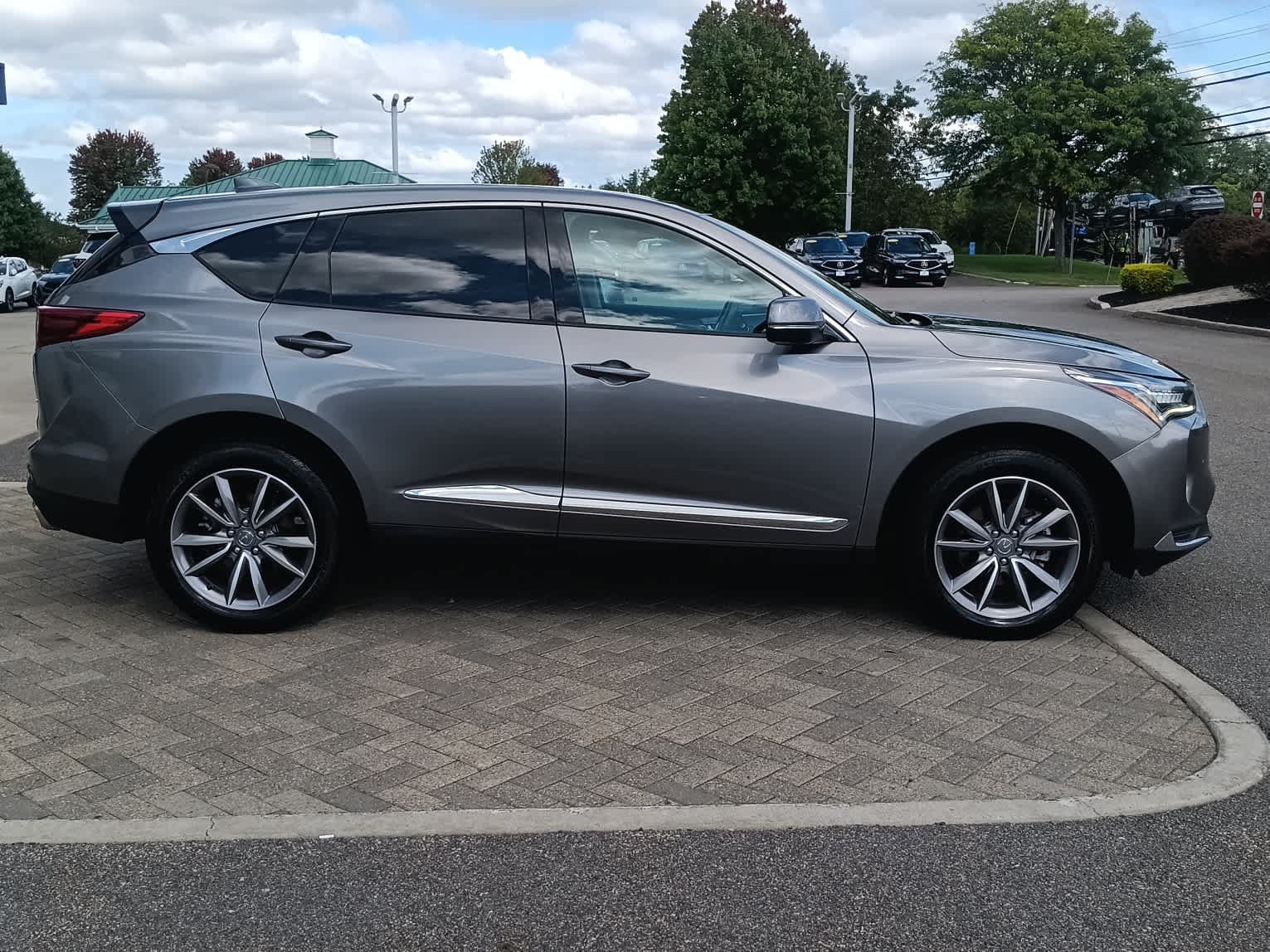 Used 2023 Acura RDX w/ Technology Package AWD/4WD image 6