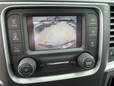 Used 2024 RAM 1500 Classic SLT AWD/4WD image 27