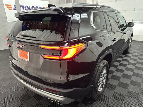 Used 2025 GMC Acadia Elevation AWD/4WD image 9