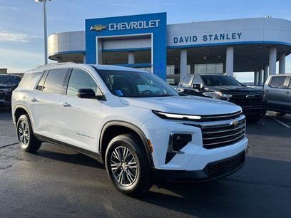 New 2026 Chevrolet Traverse LT w/ Driver Confidence Package