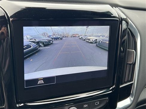 Certified 2023 Chevrolet Traverse LT image 21