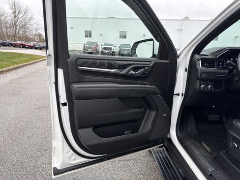 Used 2023 GMC Yukon Denali image 10