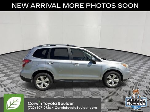 Used 2014 Subaru Forester 2.5i Premium w/ Popular Package #2 AWD/4WD image 9