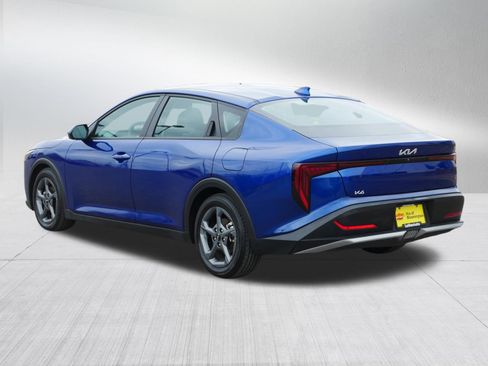 Certified 2025 Kia K4 FWD image 5