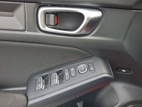 Certified 2024 Honda Civic Sport image 12