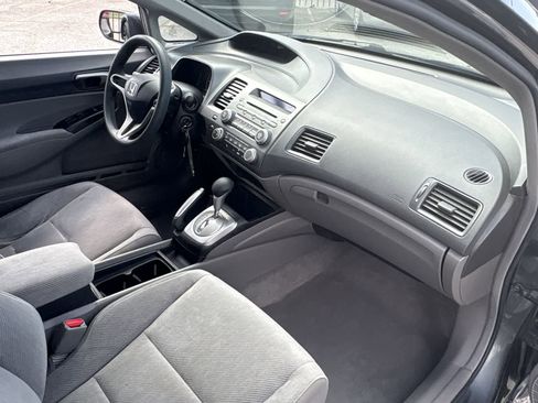 Used 2010 Honda Civic LX image 26